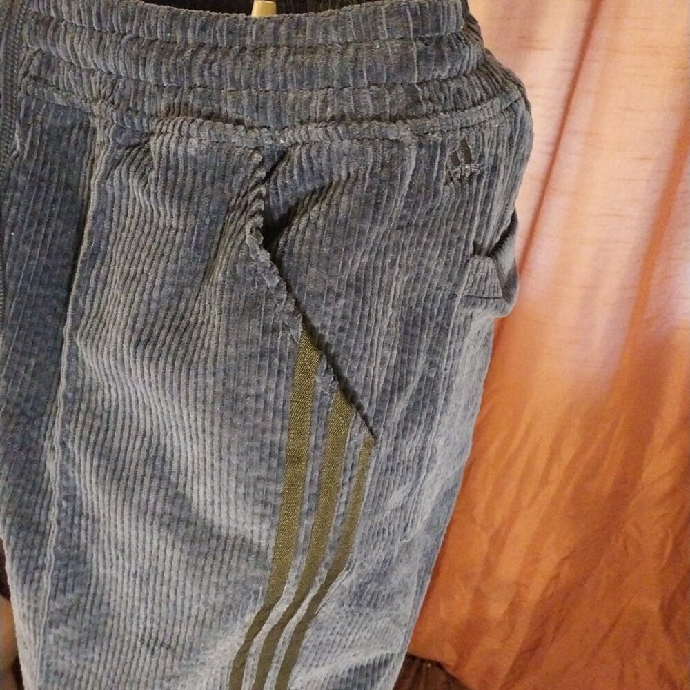 Adidas Ivy Park Halls of Ivy Corduroy Sweat Pants (HG2525) - Picture 3 of 10